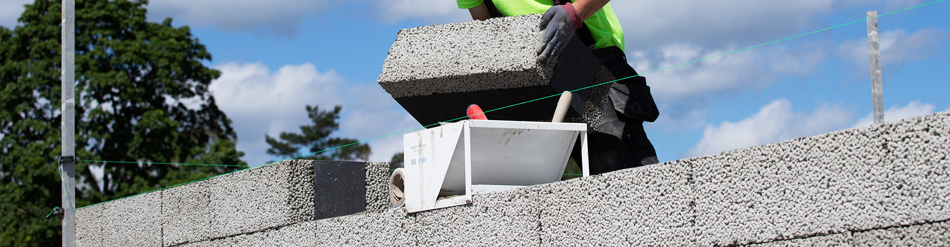 Uppmurning av vägg med Exaktblock