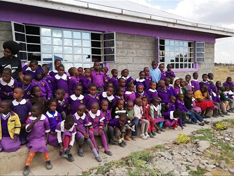 Barnen på Kiotani School i Kenya 